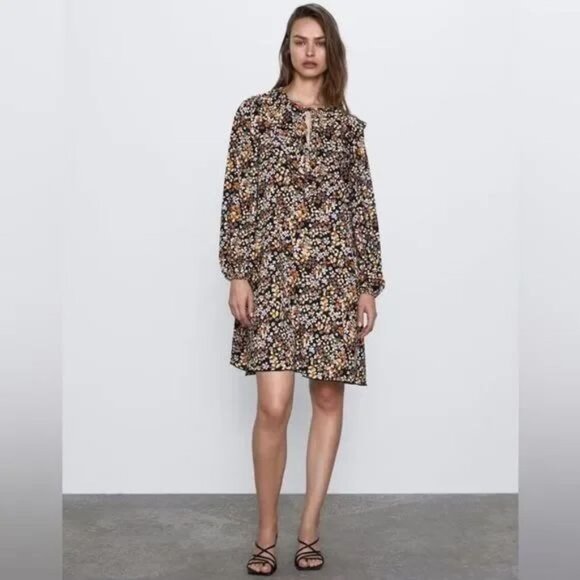 Zara Dresses & Skirts - Zara Floral Print Ruffled Boho Balloon Sleeve Dress - Casual and Flowy S…